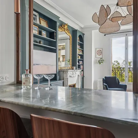 Cosy Family Nest In Montmartre * Paris