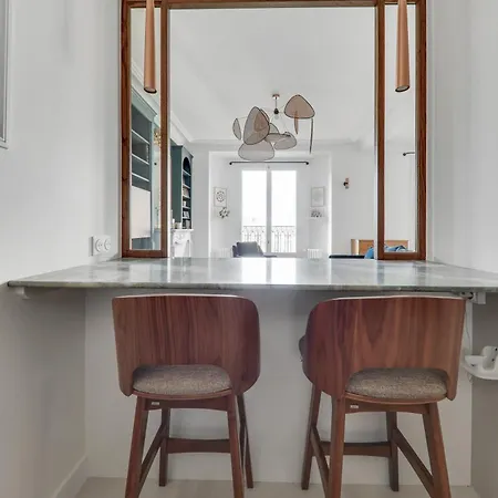 Cosy Family Nest In Montmartre Apartment Paris