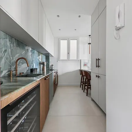 Cosy Family Nest In Montmartre Apartment Paris