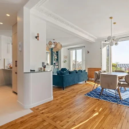 Cosy Family Nest In Montmartre