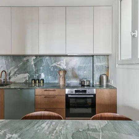 Cosy Family Nest In Montmartre Apartment *