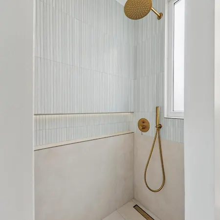 Cosy Family Nest In Montmartre Apartment