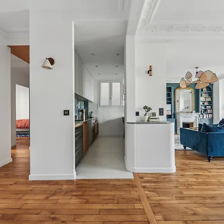 Apartment Cosy Family Nest In Montmartre Paris