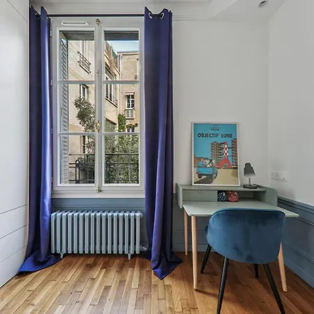 Cosy Family Nest In Montmartre Paris