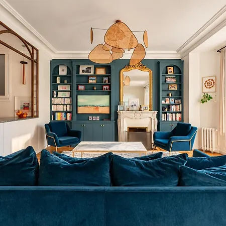 Montmartre 1881 Apartment