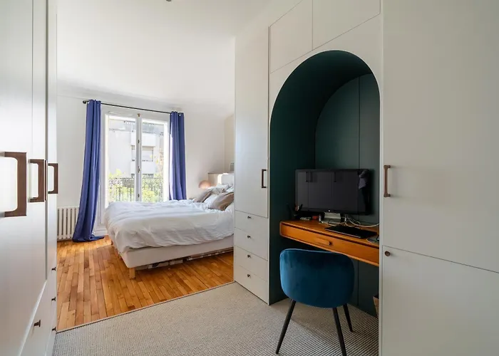 Cosy Family Nest In Montmartre *